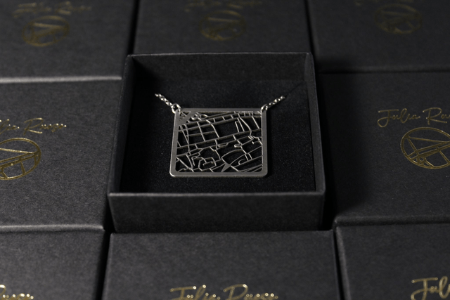 Geneve  Vieille ville | Collier carre | Inox | Dedale